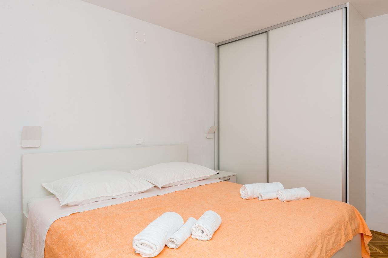 Apartments Sky シベニク エクステリア 写真